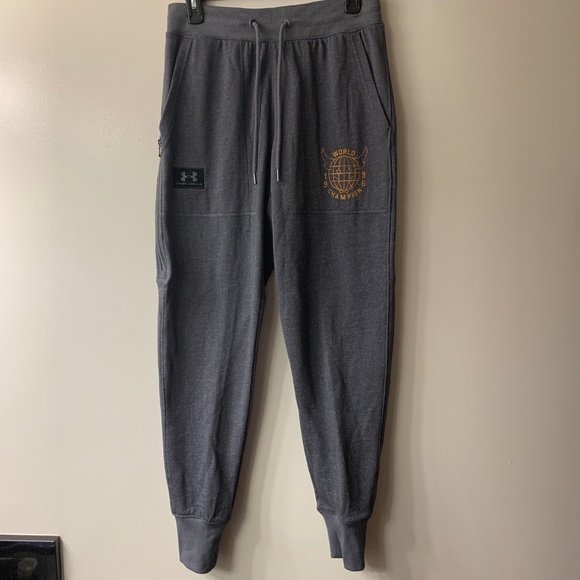 UA x Project Rock 96 World Champion Joggers Sweats - Picture 3 of 8
